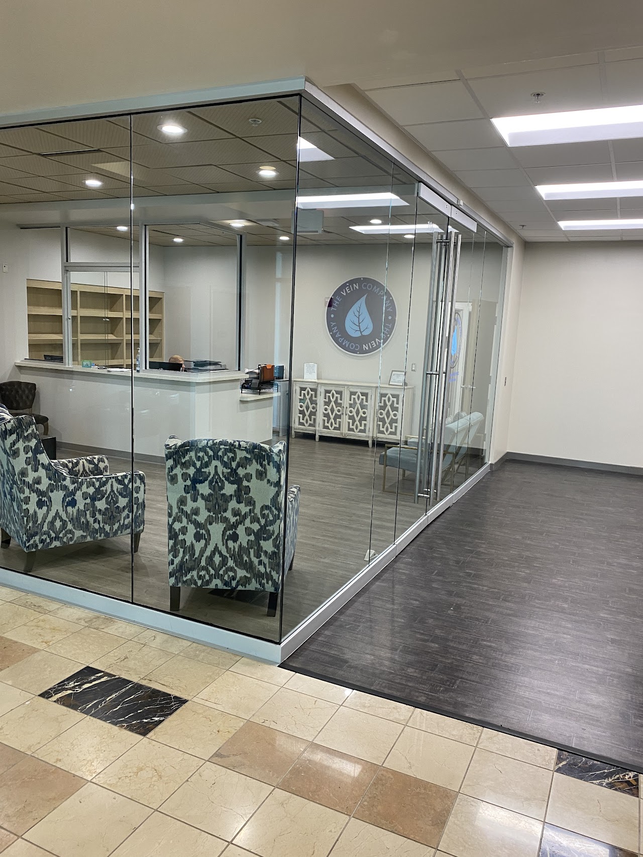 Street view of The Vein Company clinic in Knoxville, TN